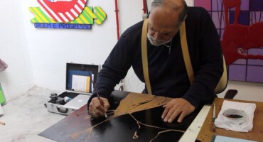 吉尔贝托 · 萨尔瓦多提出了"水 + 强". 照片: 泄露.