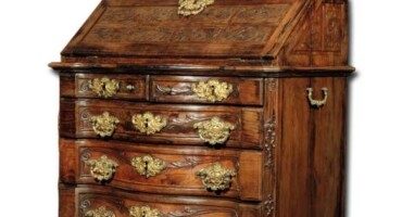 本文 D 梳妆台. 约瑟夫 · 我的红木暗格值守护, 大巴伊亚, 21 世纪. 第十八. 照片: 泄露.