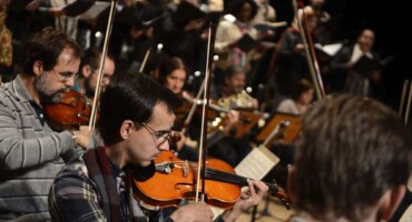 库里蒂巴市室内乐团. 照片: 吉尔森卡马戈.