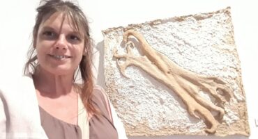 Zaza Jardim é Artista Plástica.