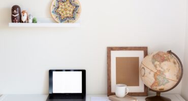 如何为您的公寓开发简约装饰. 照片: Tatiana Syrikova no Pexels.