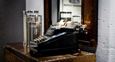 古董家具: 知道选择它们的优缺点. 照片: Terje Sollie no Pexels.