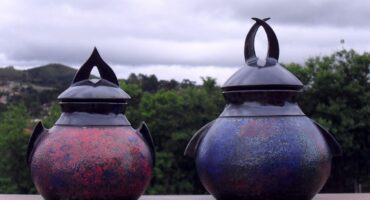 Works by Mali Fernández e Wagner Gambaré. Photo: Disclosure.