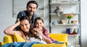 Pida ayuda a todos los involucrados o incluso a los invitados para que presenten buenas ideas para lo que está planeando.?. Fotos: Casa foto criado por freepik - br.freepik.com.