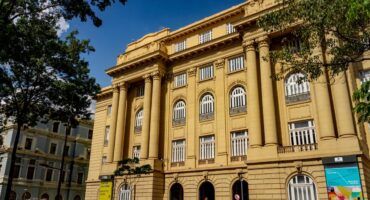 8 热爱艺术的人最好的文化中心. 照片: br.depositphotos.com.