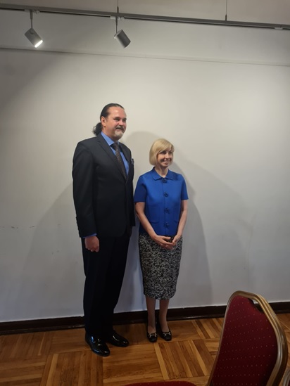 Exposición "Instalaciones-Relecciones" de Magdalena Melissourgaki en Varsovia, Polonia. Fotos: Divulgación.